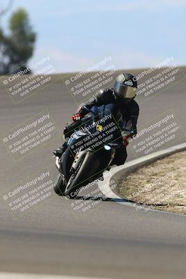 media/Sep-21-2025-TrackDaz (Sun) [[277c75b276]]/C Group/1240pm (Turn 2)/